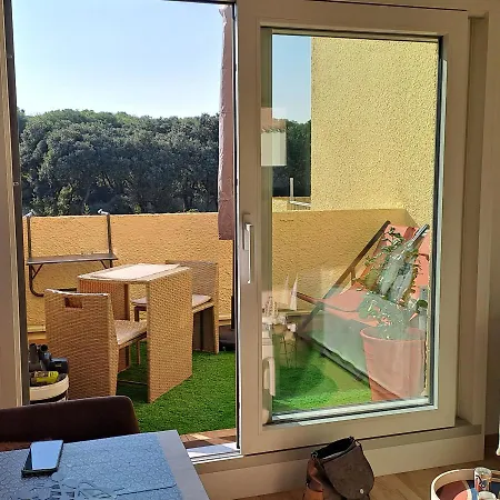 Climatise Cosy Avec Grande Piscine Chauffee *