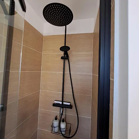 Climatise Cosy Avec Grande Piscine Chauffee * Agde